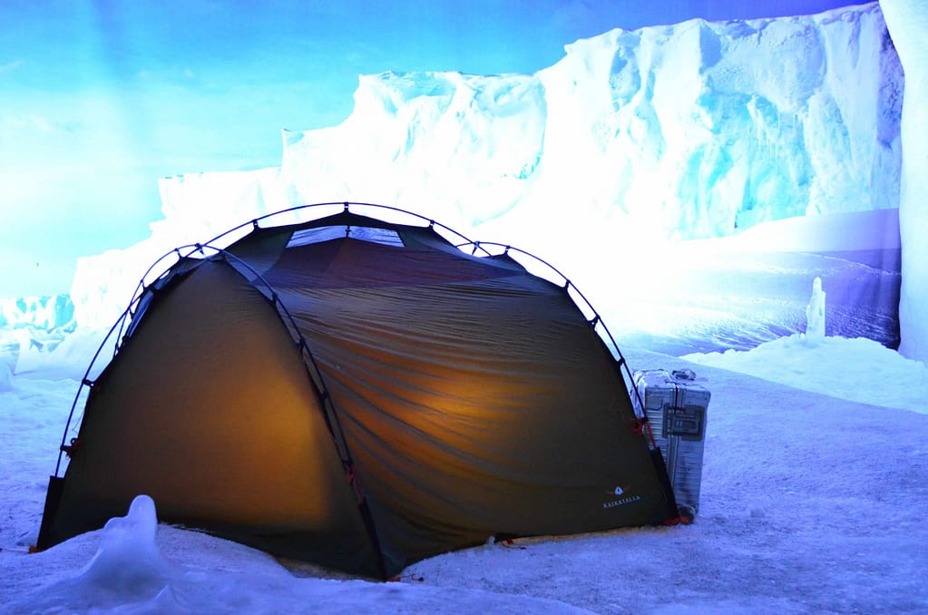 what makes it a 4 season tent 